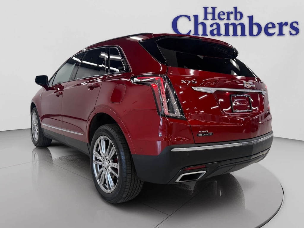 Used 2025 CADILLAC XT5 Sport AWD w/ Driver Assist & Technology Packages SUV