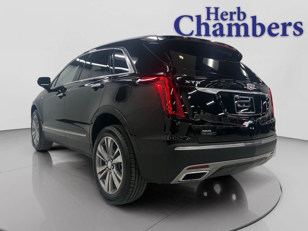 Used 2025 CADILLAC XT5 Premium Luxury SUV