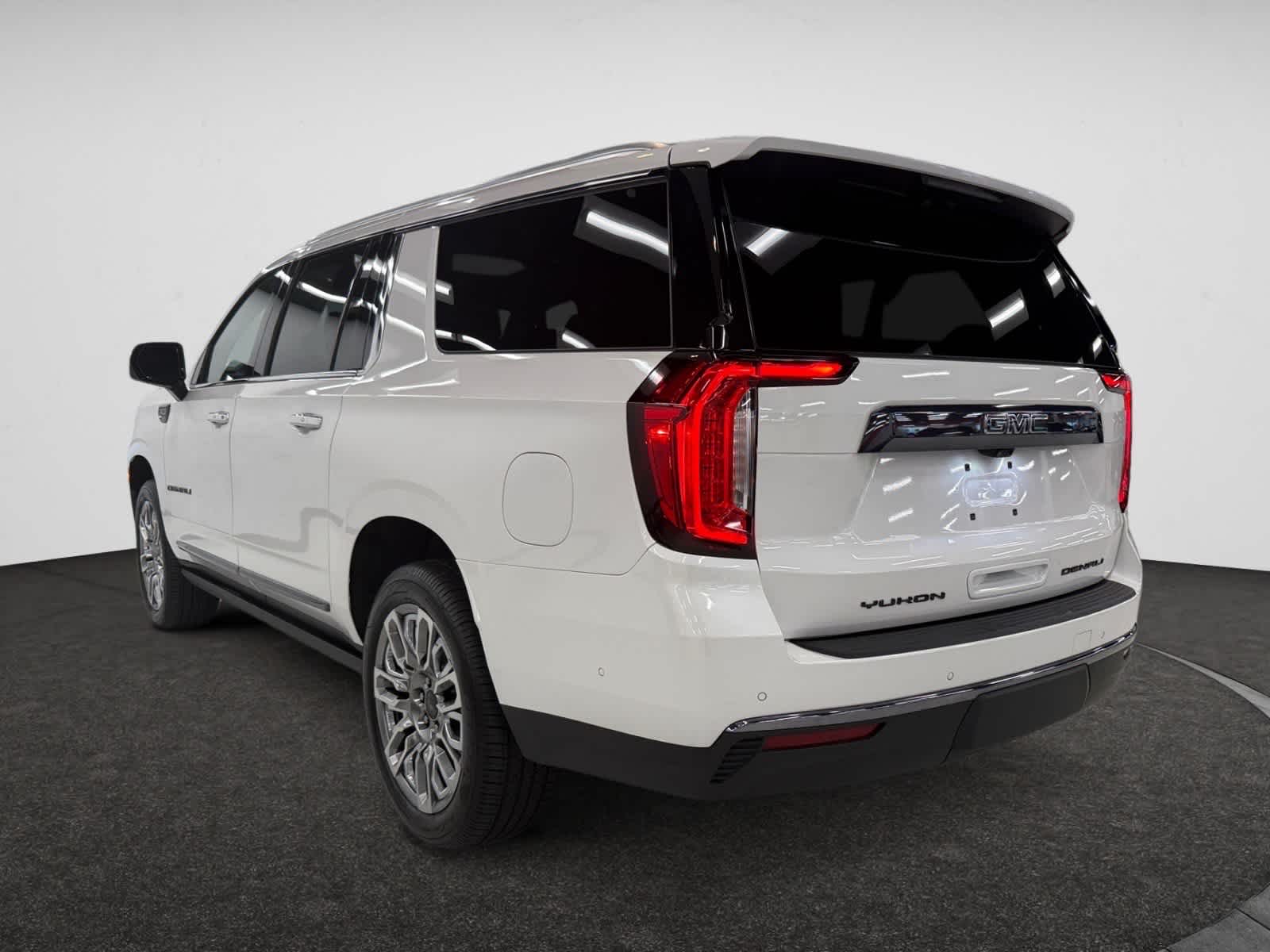 2023 Gmc Yukon XL Denali Ultimate photo 3