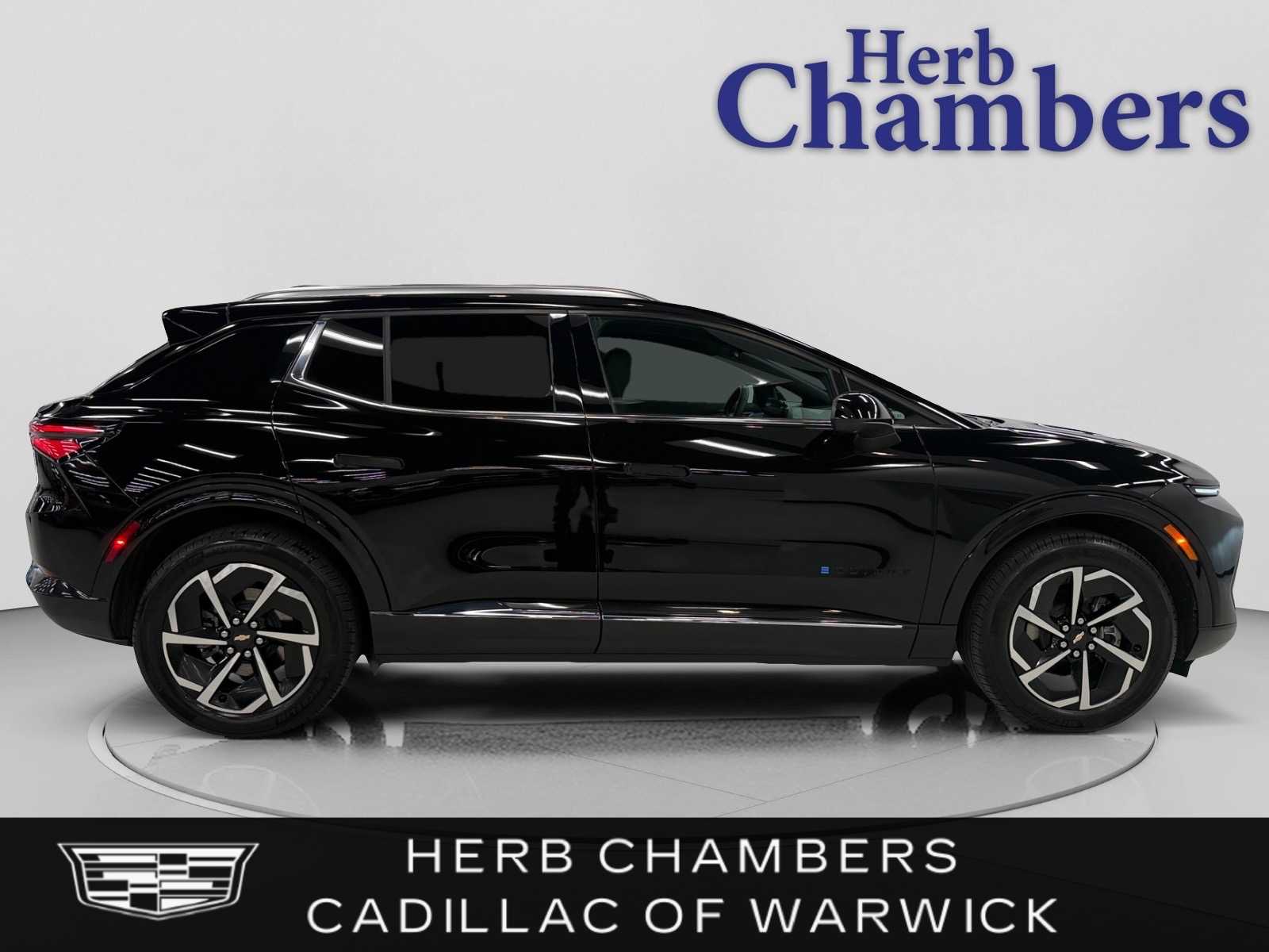 2024 Chevrolet Equinox EV 2LT AWD's photo