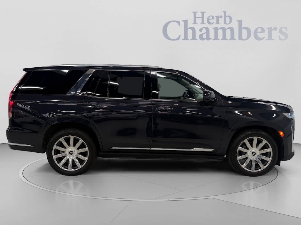 Used 2024 CADILLAC Escalade Platinum 4WD w/ Power Assist Steps SUV