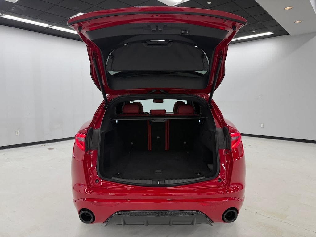 Used 2022 Alfa Romeo Stelvio Veloce