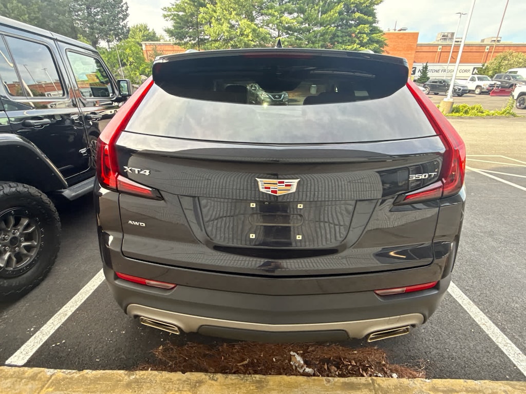 Used 2023 CADILLAC XT4 Premium Luxury AWD w/ Dual Panel Power Sunroof & 20" Wheels SUV