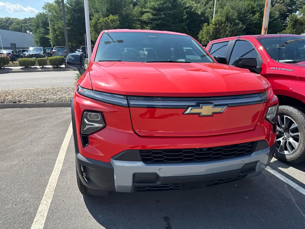 Used 2025 Chevrolet Silverado EV LT Extended Range 4WD Crew Cab
