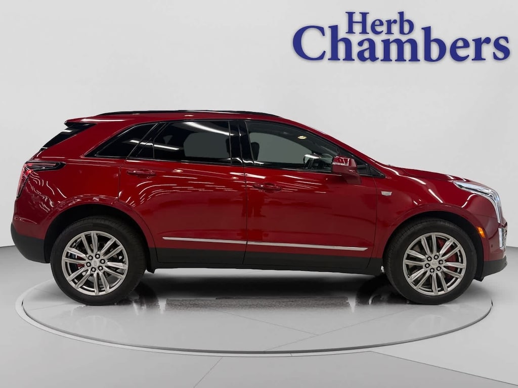 Used 2025 CADILLAC XT5 Sport AWD w/ Driver Assist & Technology Packages SUV
