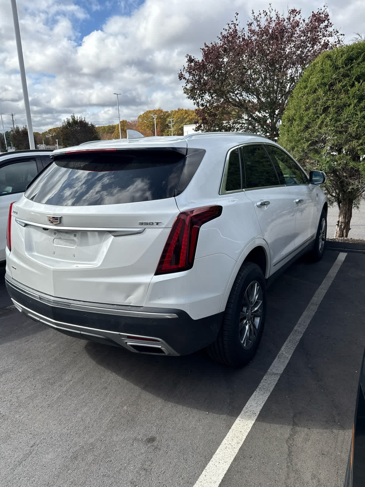 2022 Cadillac XT5 Premium Luxury photo 3