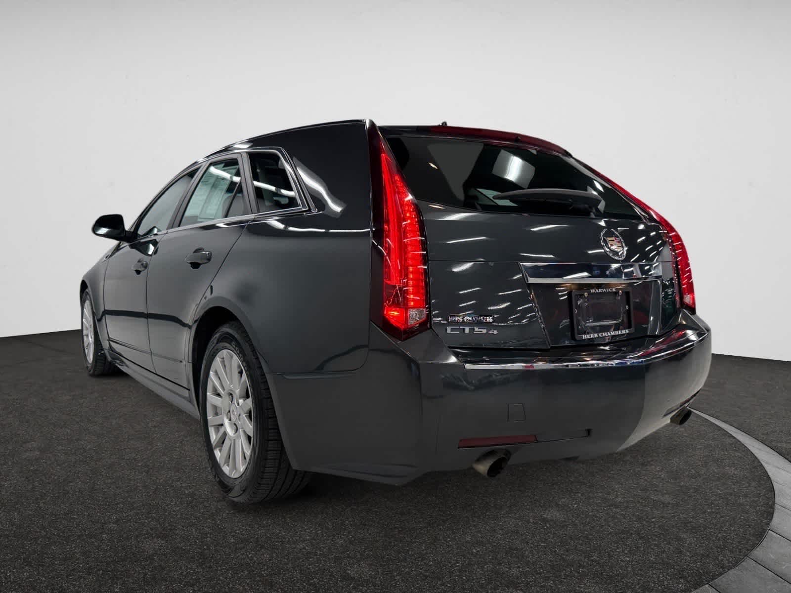 2014 Cadillac CTS Luxury Wagon photo 3