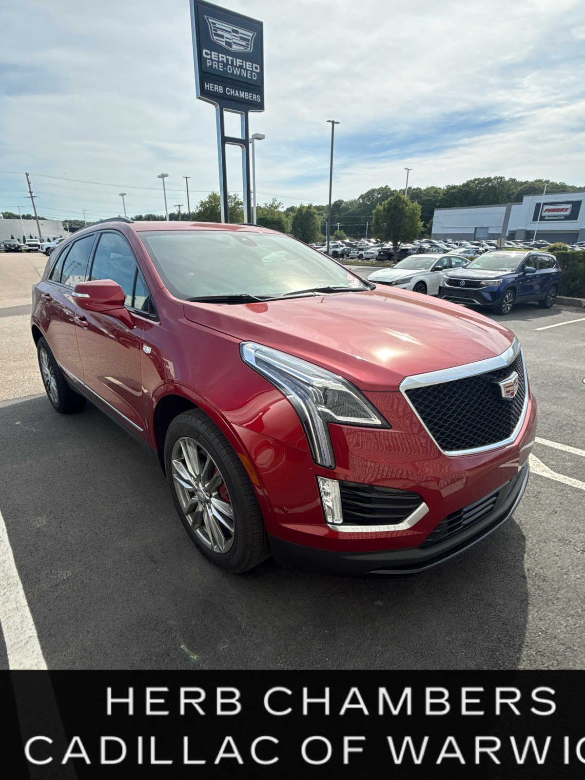 2025 Cadillac XT5 AWD Sport's photo