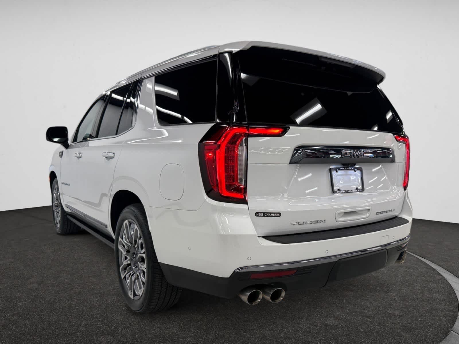 2023 Gmc Yukon Denali Ultimate photo 3