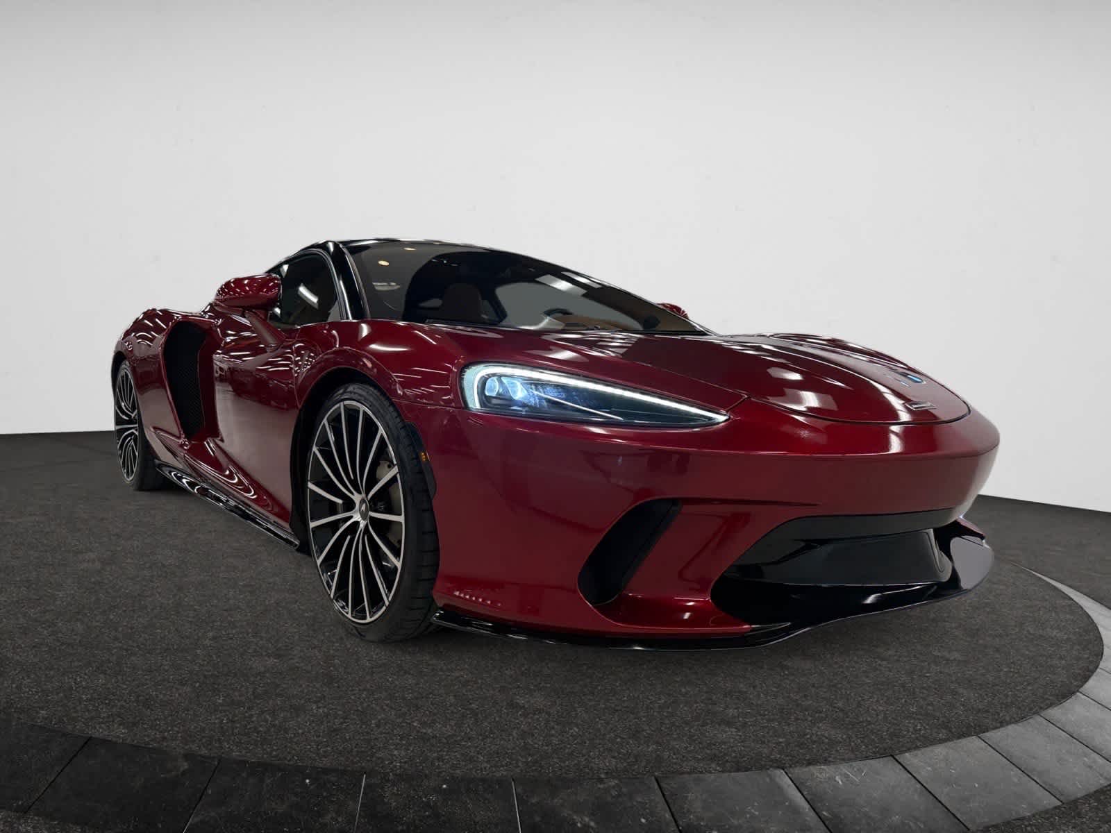 2020 Mclaren GT photo 2