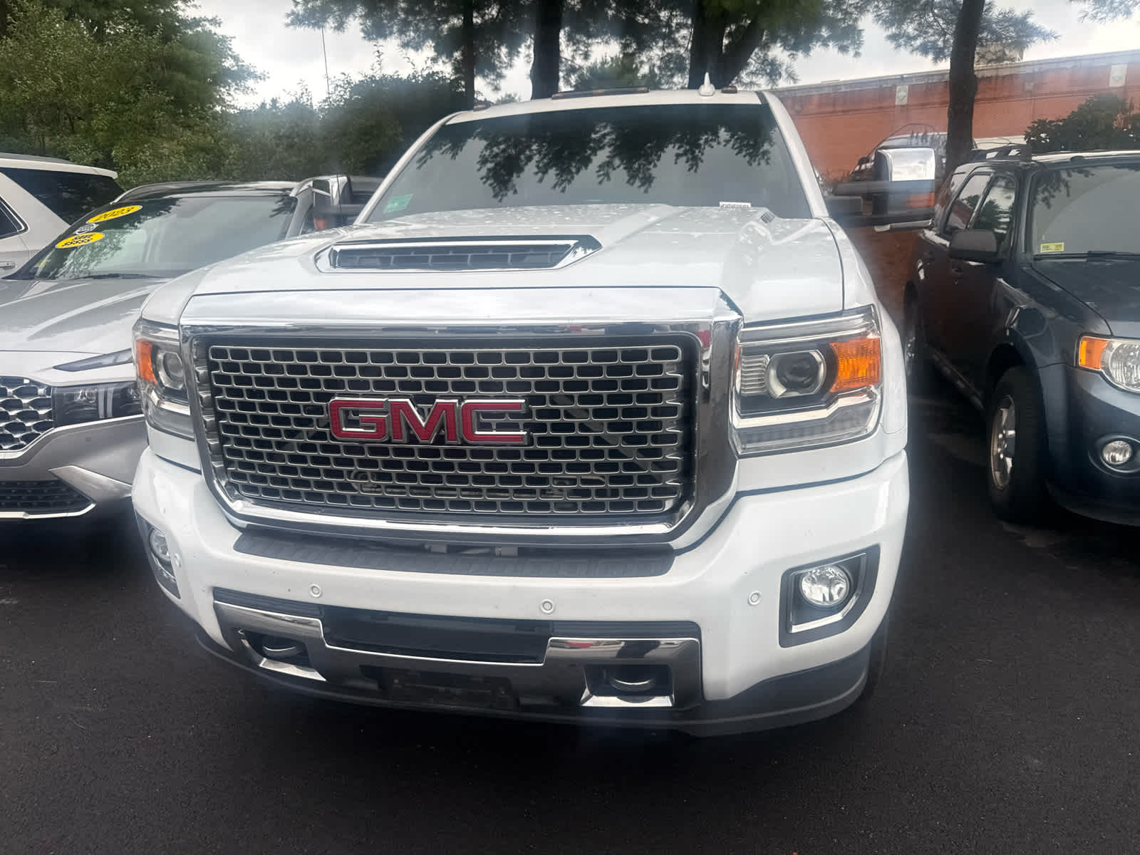 2017 GMC Sierra 3500 Denali HD Denali - Photo 10