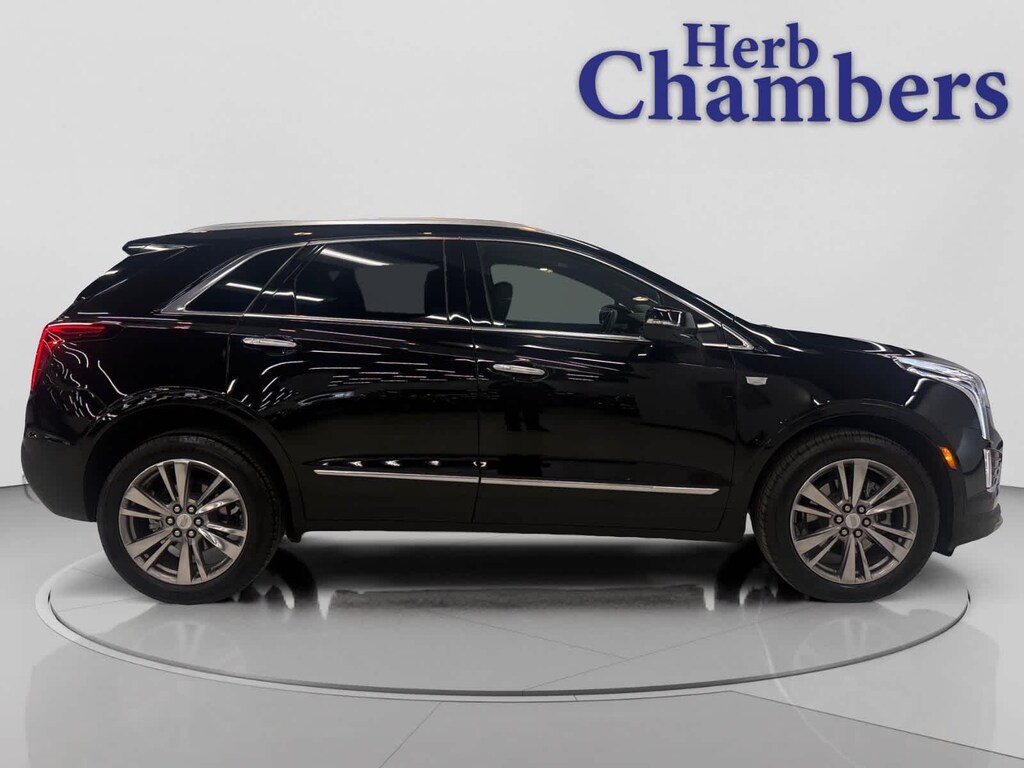 Used 2025 CADILLAC XT5 Premium Luxury SUV