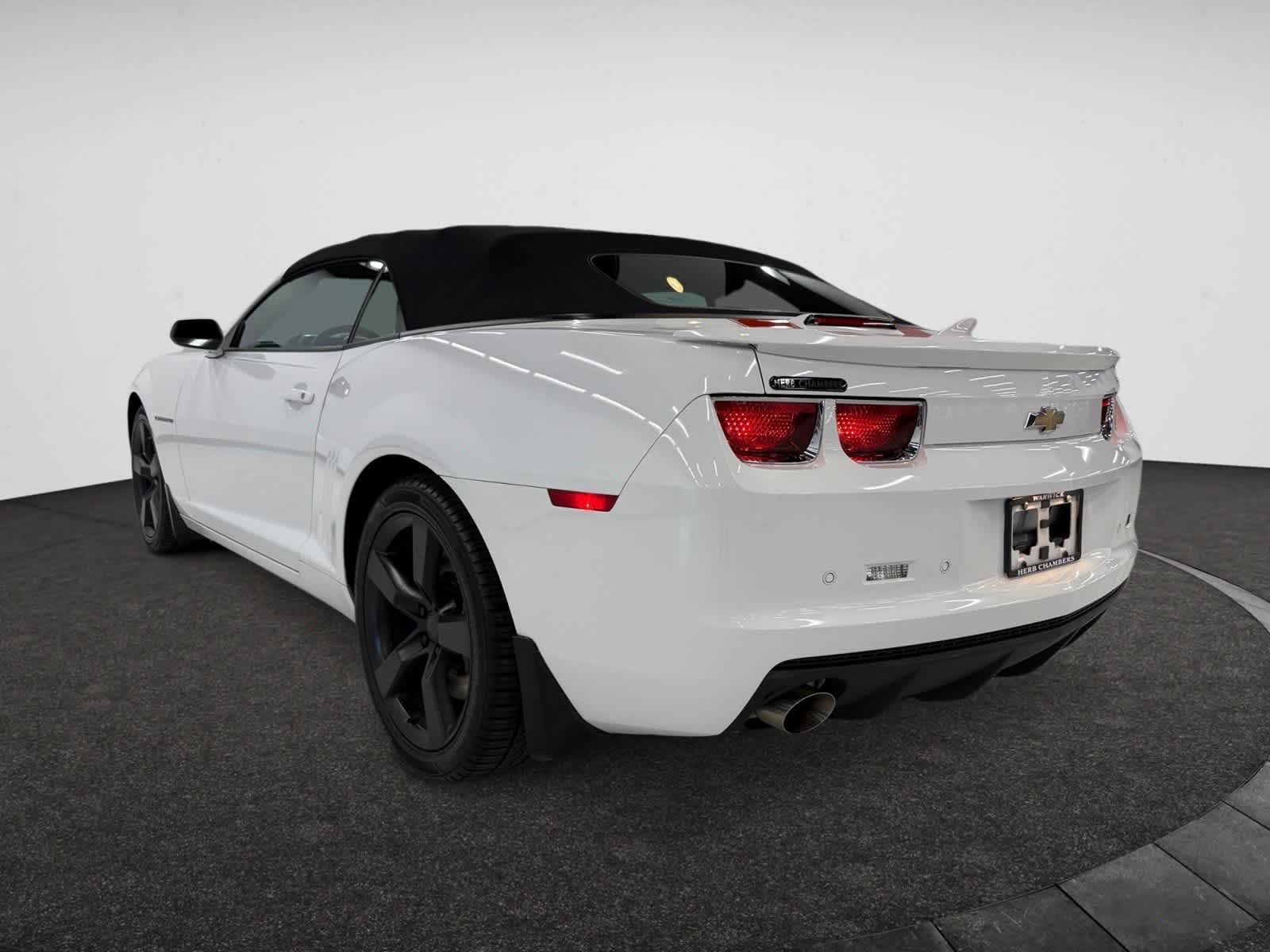 2011 Chevrolet Camaro 2SS photo 3