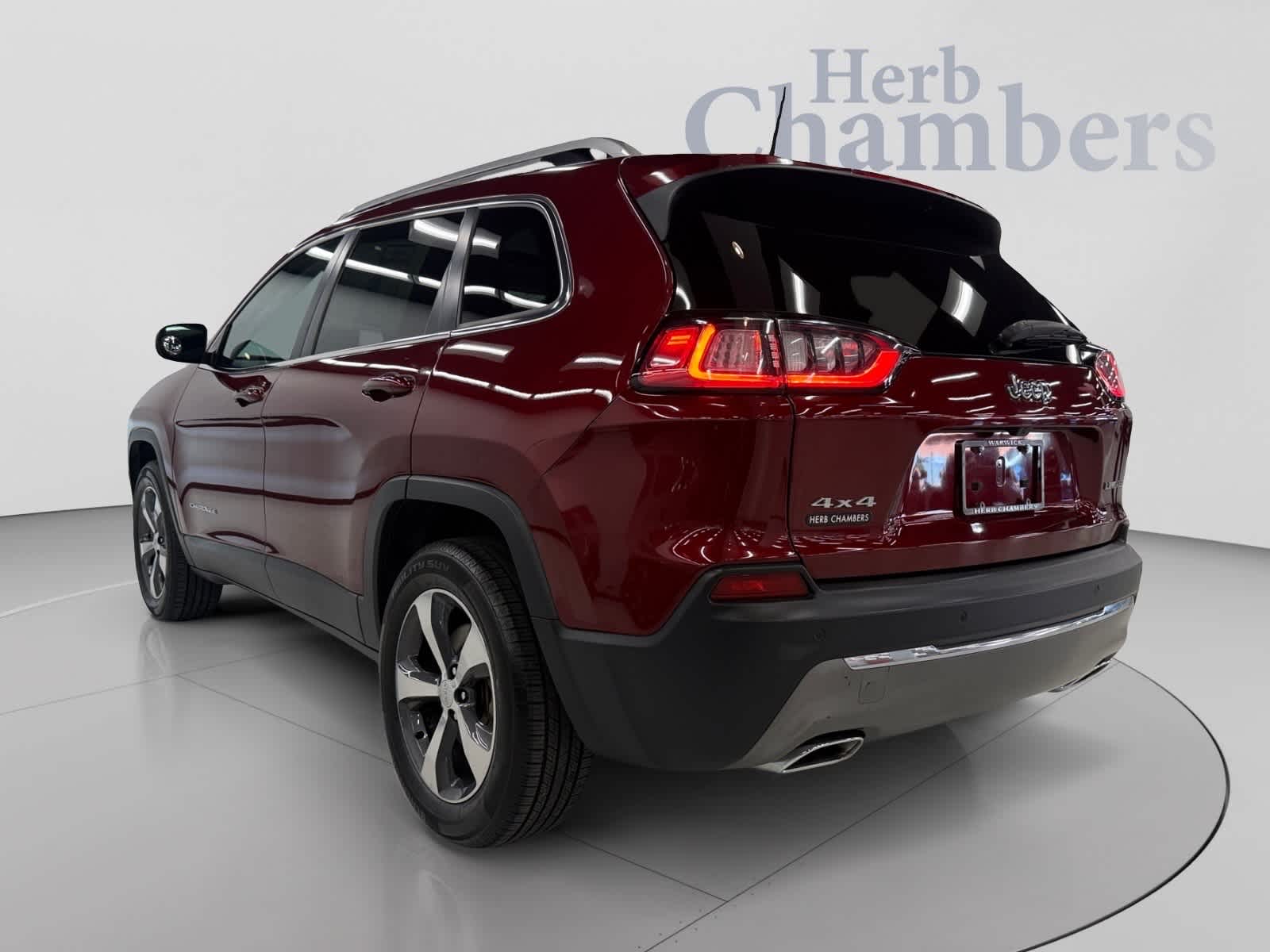 Used 2019 Jeep Cherokee Limited V6 4WD w/ Full Sunroof SUV