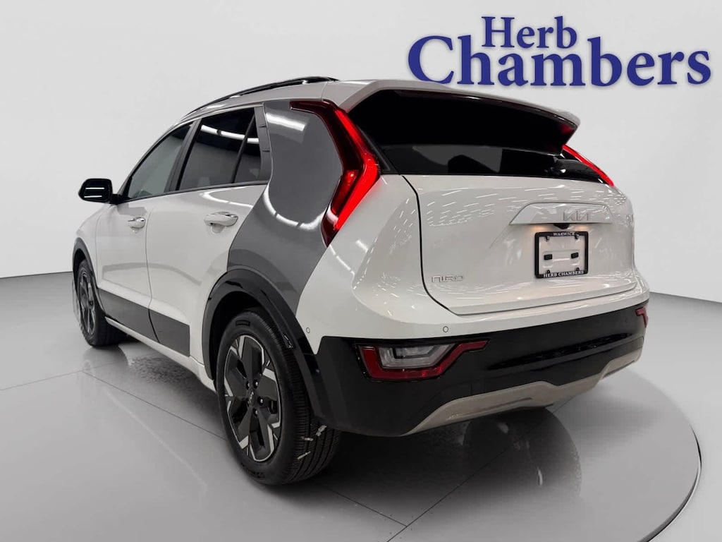 Used 2023 Kia Niro EV Wave FWD w/ Wave Preserve Package SUV