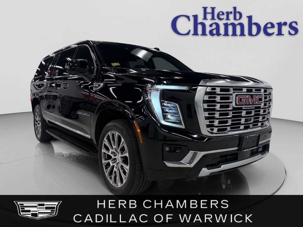 Used 2025 GMC Yukon XL Denali 4WD w/ 22" Midnight Silver Premium Wheels SUV