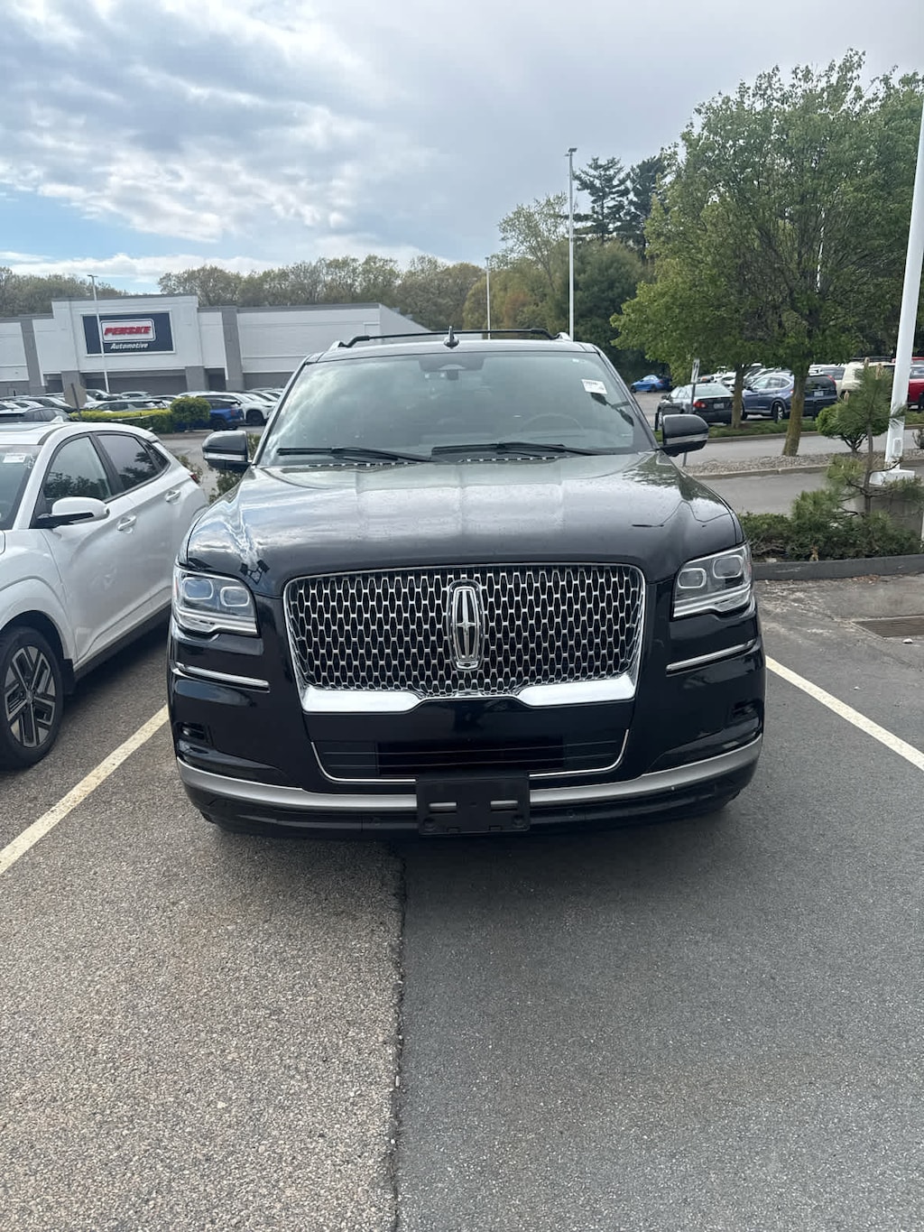 Used 2023 Lincoln Navigator L Reserve 4x4 w/ 201A Equipment Group Utility