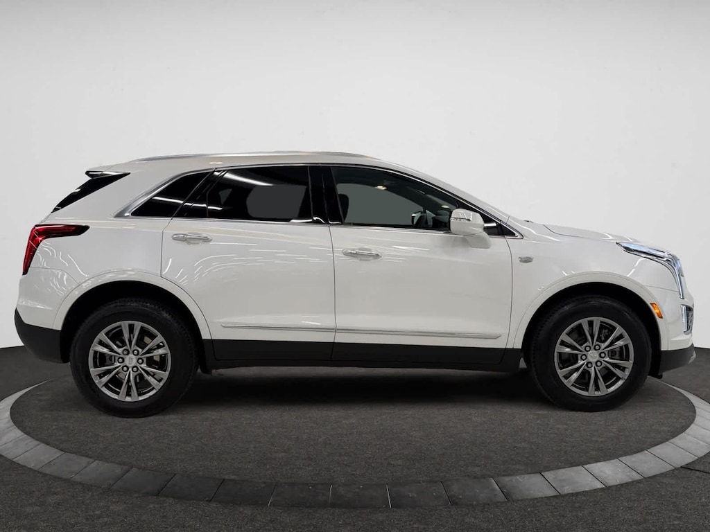 Used 2022 CADILLAC XT5 Premium Luxury SUV
