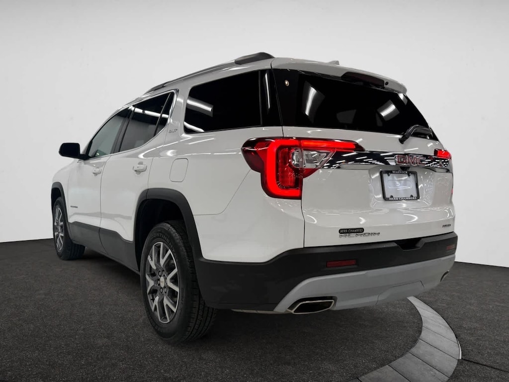 Used 2023 GMC Acadia SLT SUV