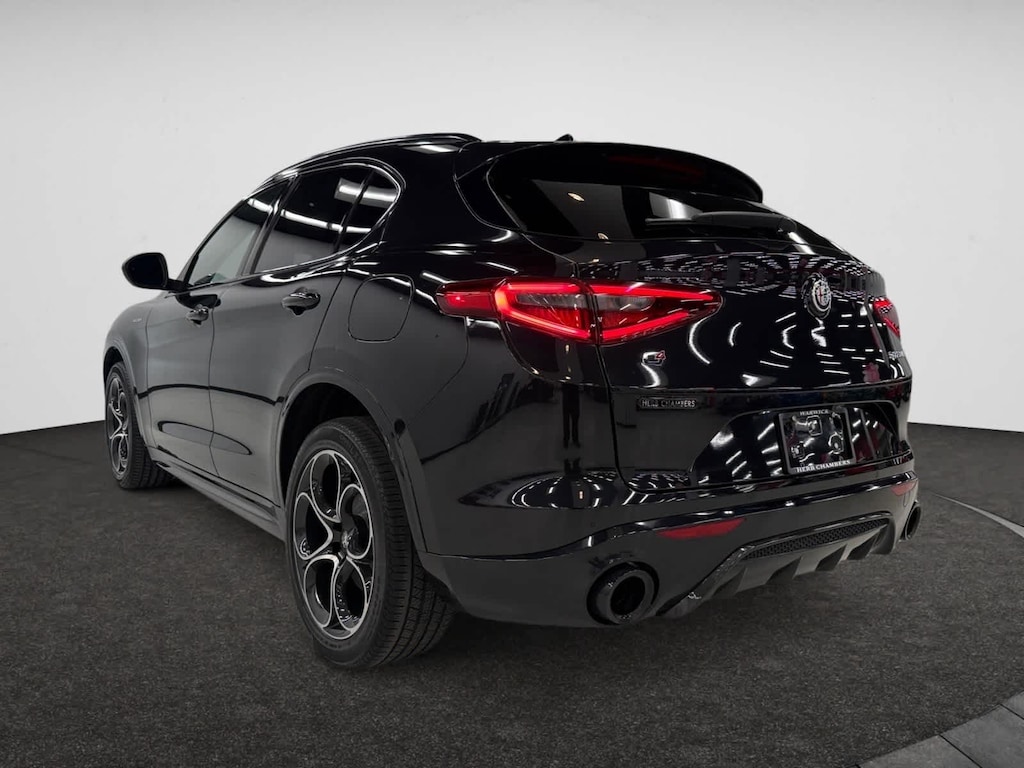 Used 2023 Alfa Romeo Stelvio Veloce