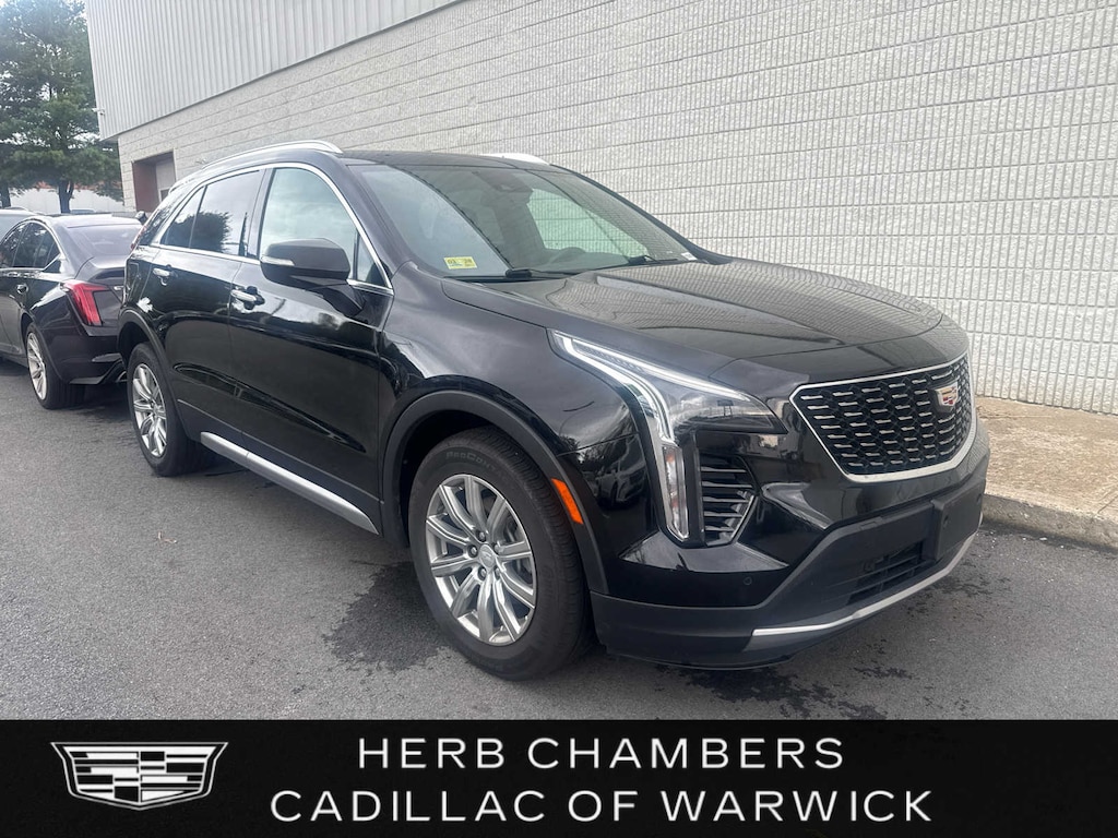 Used 2021 CADILLAC XT4 Premium Luxury AWD w/ Cold Weather Package & Power Sunroof SUV
