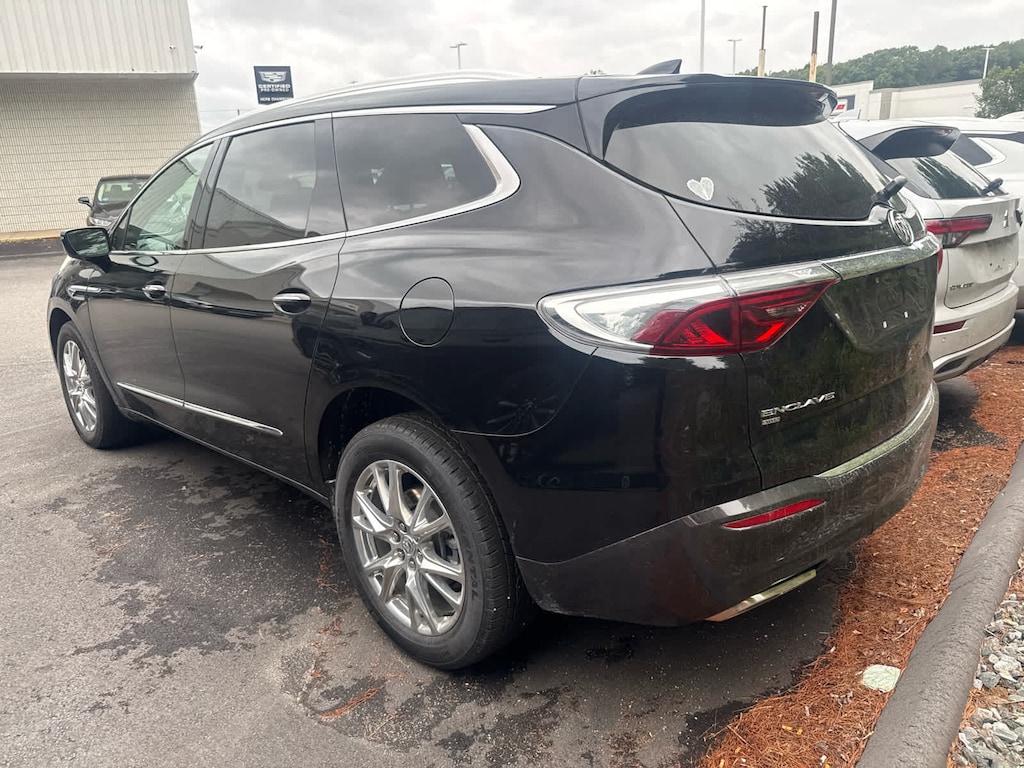 Used 2023 Buick Enclave Essence AWD w/ Experience Buick Package SUV