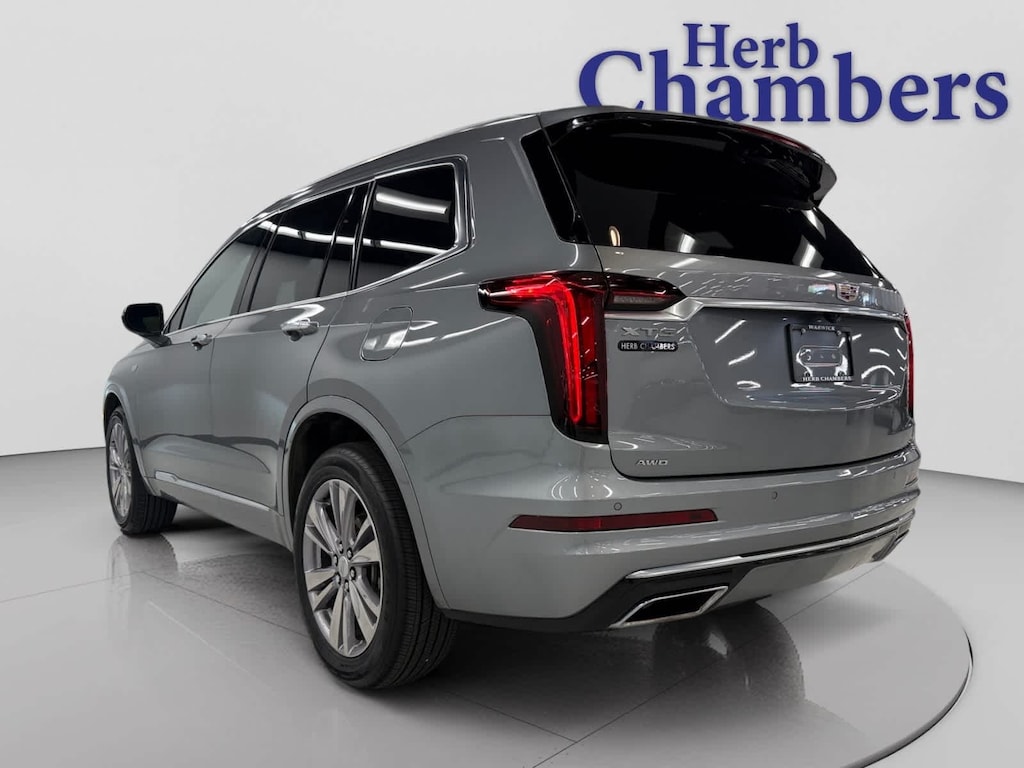 Used 2024 CADILLAC XT6 Premium Luxury AWD w/ Six Passenger Seating SUV