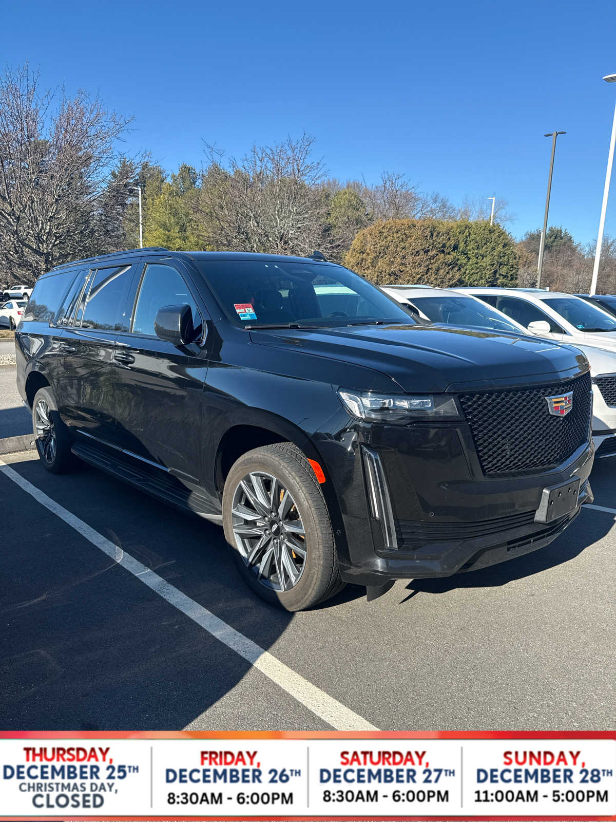 2023 Cadillac Escalade ESV Sport's photo