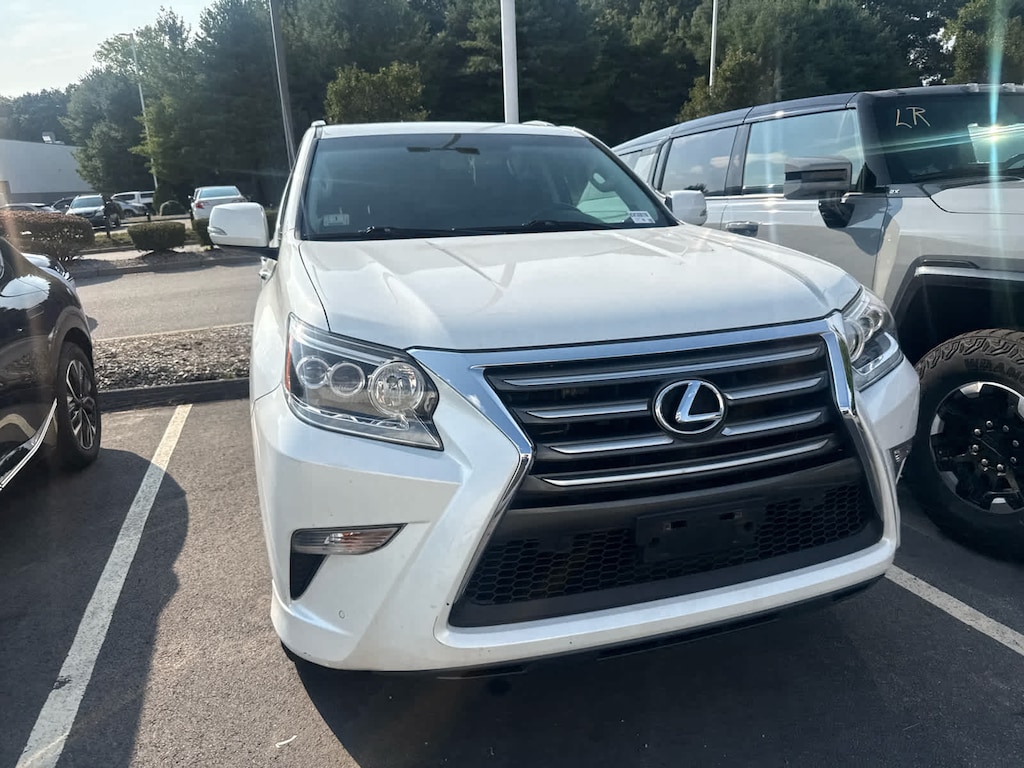 Used 2018 Lexus GX 460 4WD V8 w/ Navigation Package SUV