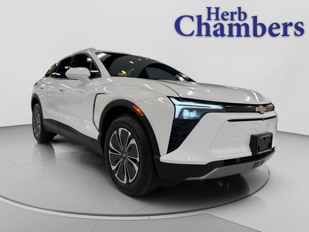 Used 2024 Chevrolet Blazer EV LT AWD w/ Comfort & Convenience Package SUV