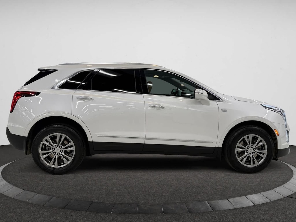 Used 2022 CADILLAC XT5 Premium Luxury SUV