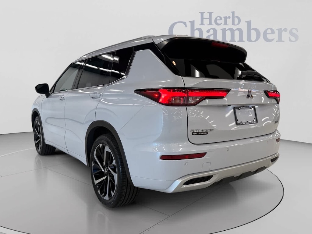 Used 2022 Mitsubishi Outlander SEL Special Edition AWD SUV