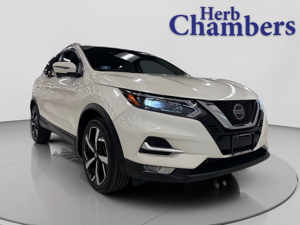 Used 2022 Nissan Rogue Sport SL Hatchback 4 Dr.