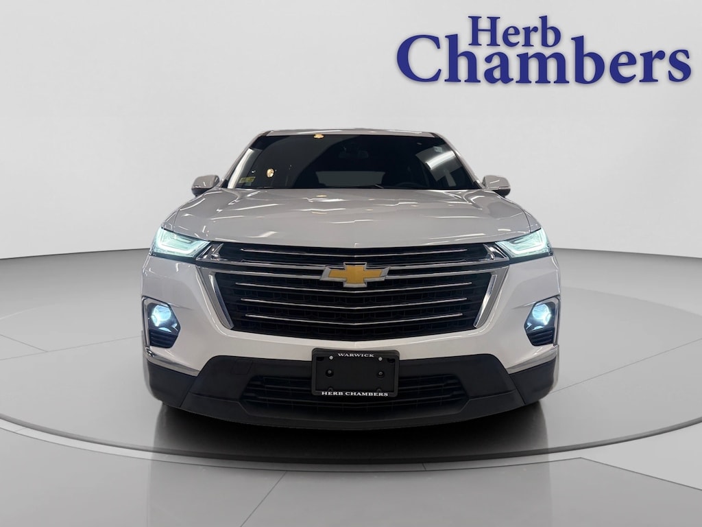 Used 2023 Chevrolet Traverse LT Cloth SUV