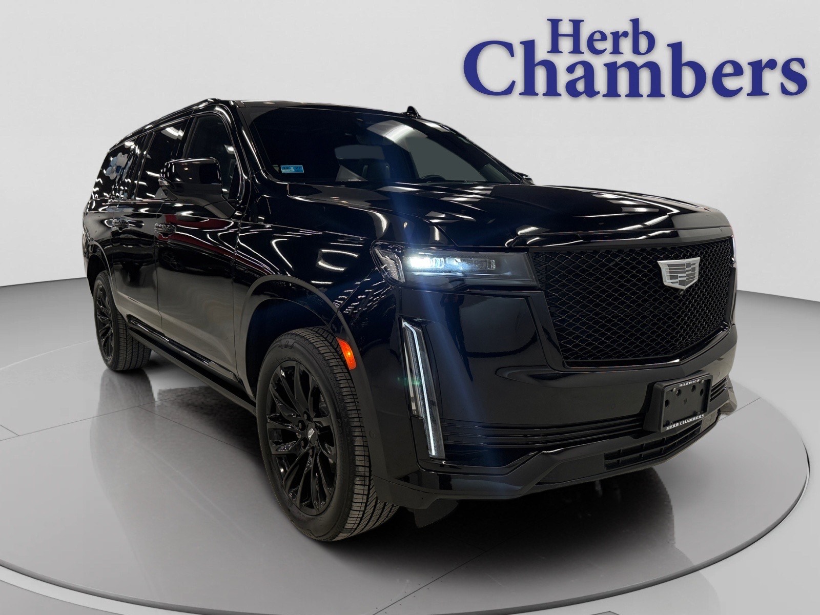 2023 Cadillac Escalade ESV Sport Platinum's photo