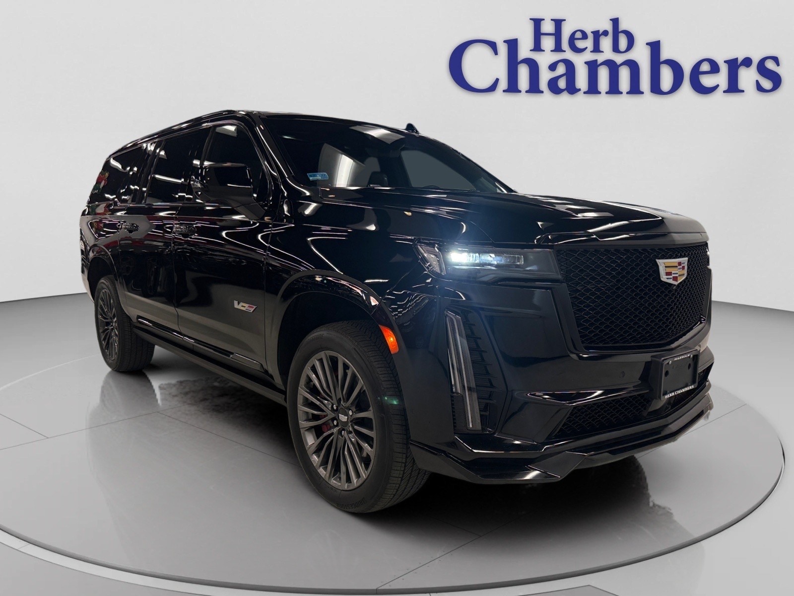 2023 Cadillac Escalade ESV V-Series's photo