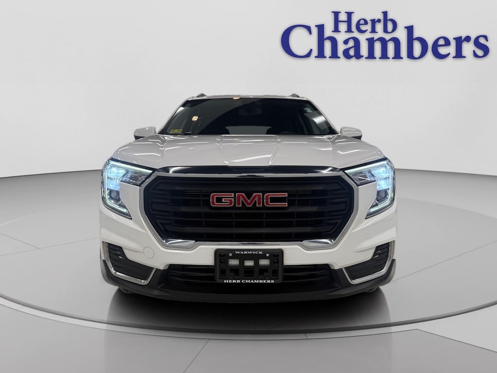 Used 2022 GMC Terrain SLE SUV