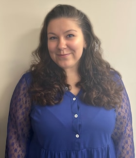 Staff member LIZ GREBER from ID_ca0ce4febc77