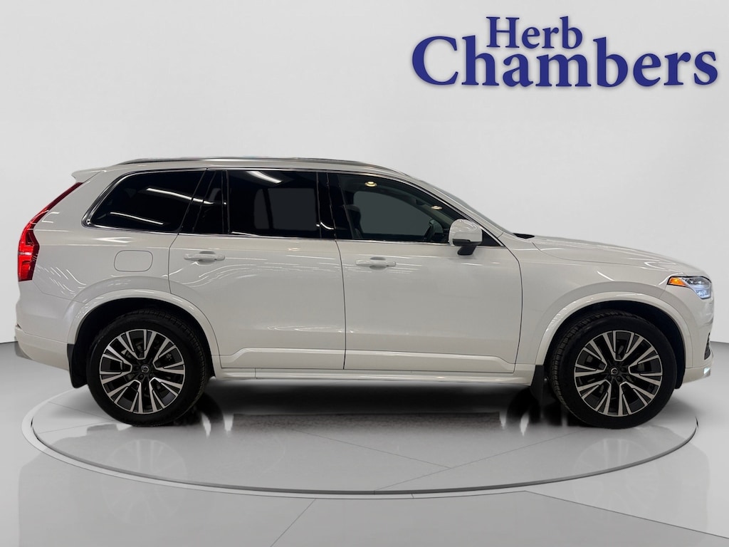 Used 2021 Volvo XC90 Momentum Utility