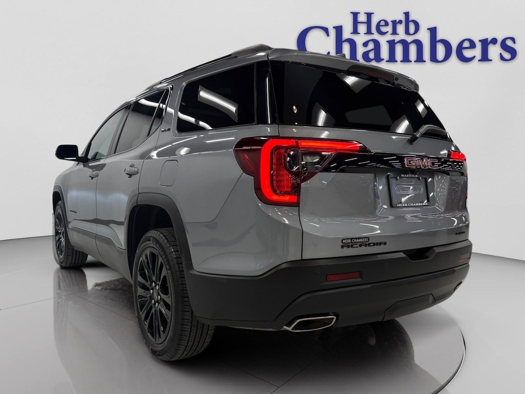 Used 2023 GMC Acadia SLE SUV