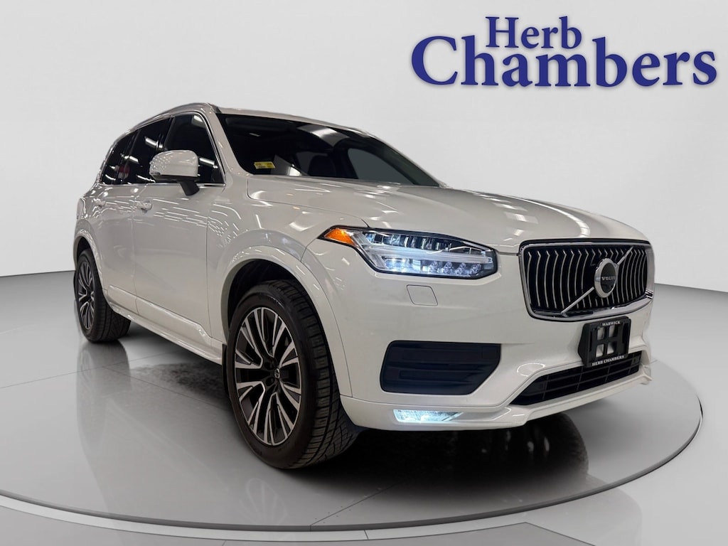 Used 2021 Volvo XC90 Momentum Utility