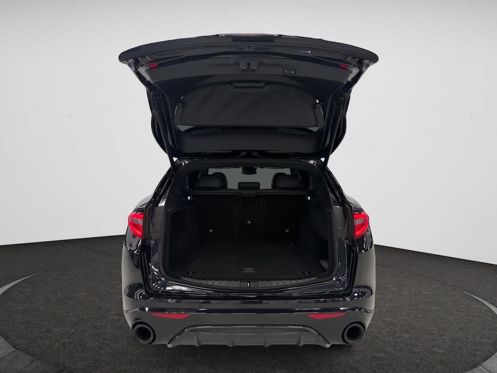 Used 2022 Alfa Romeo Stelvio Veloce