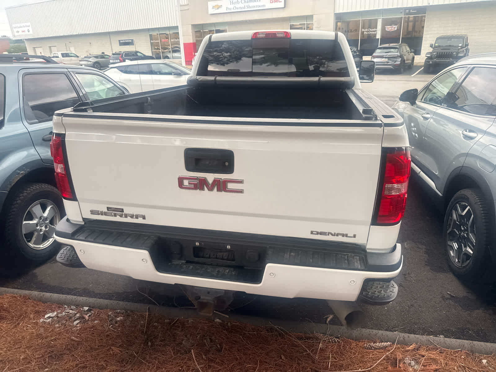 2017 GMC Sierra 3500 Denali HD Denali - Photo 18