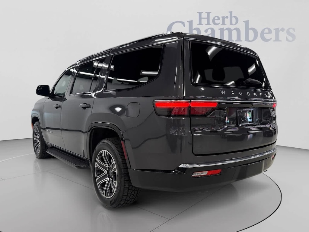 Used 2025 Jeep Wagoneer Series II 4X4 w/ 8 Passenger Seating Package SUV