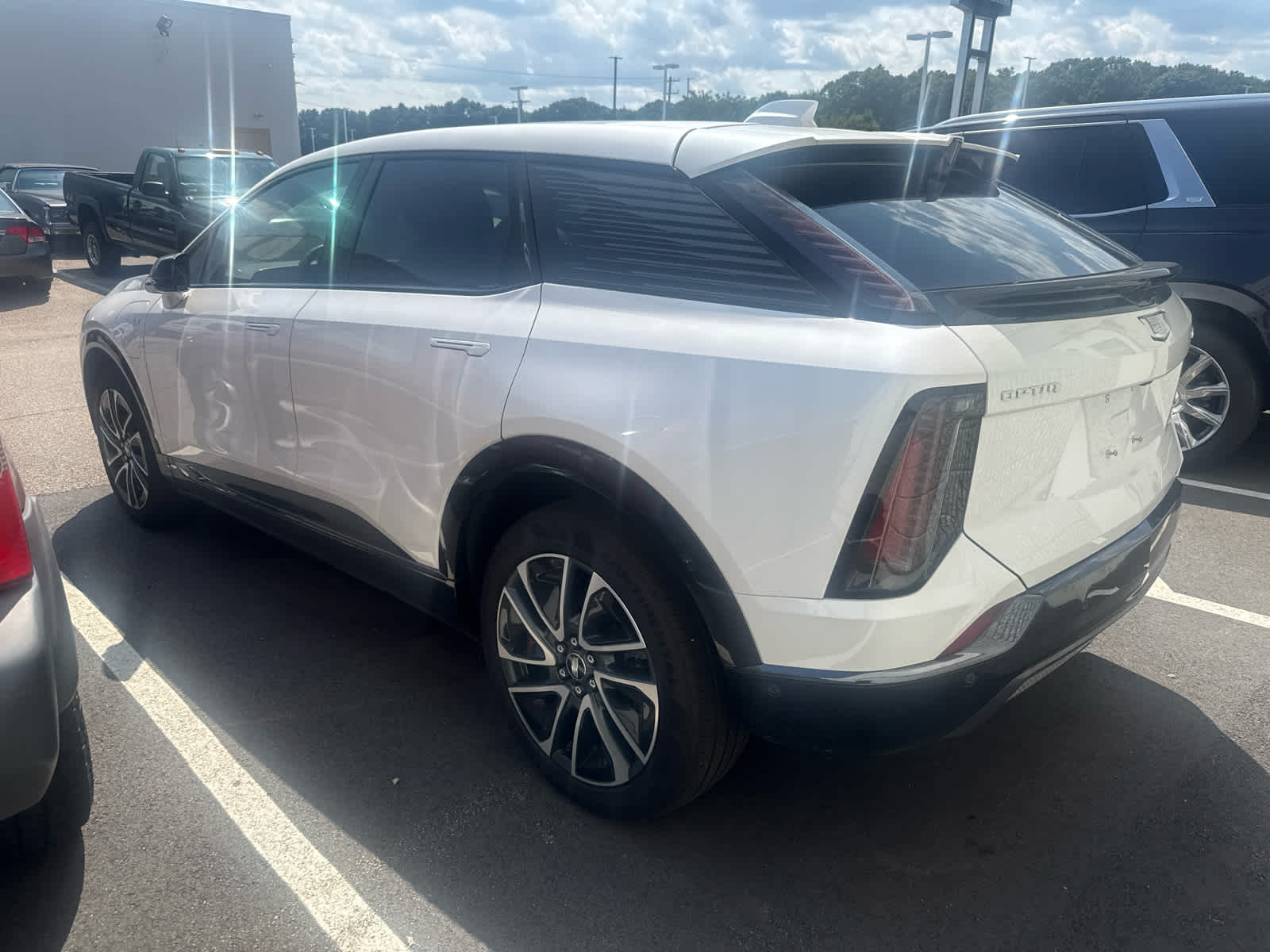 Used 2025 Cadillac OPTIQ Sport 2 with VIN 3GYK3GMR2SS186650 for sale in Warwick, RI