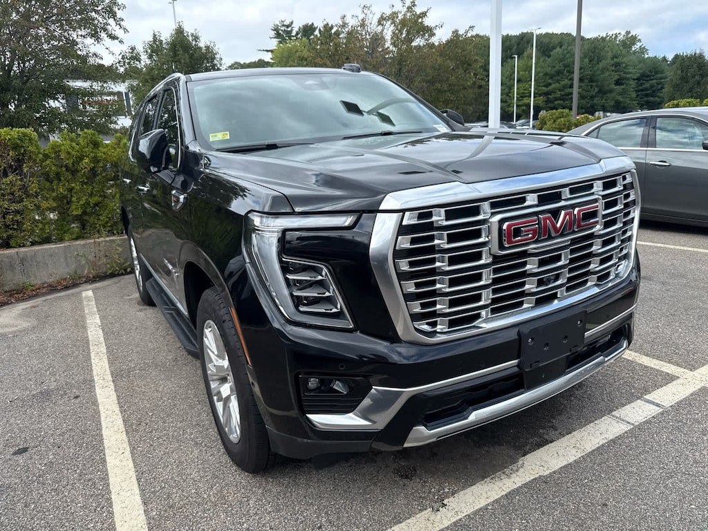 Used 2025 GMC Yukon Denali 4WD SUV