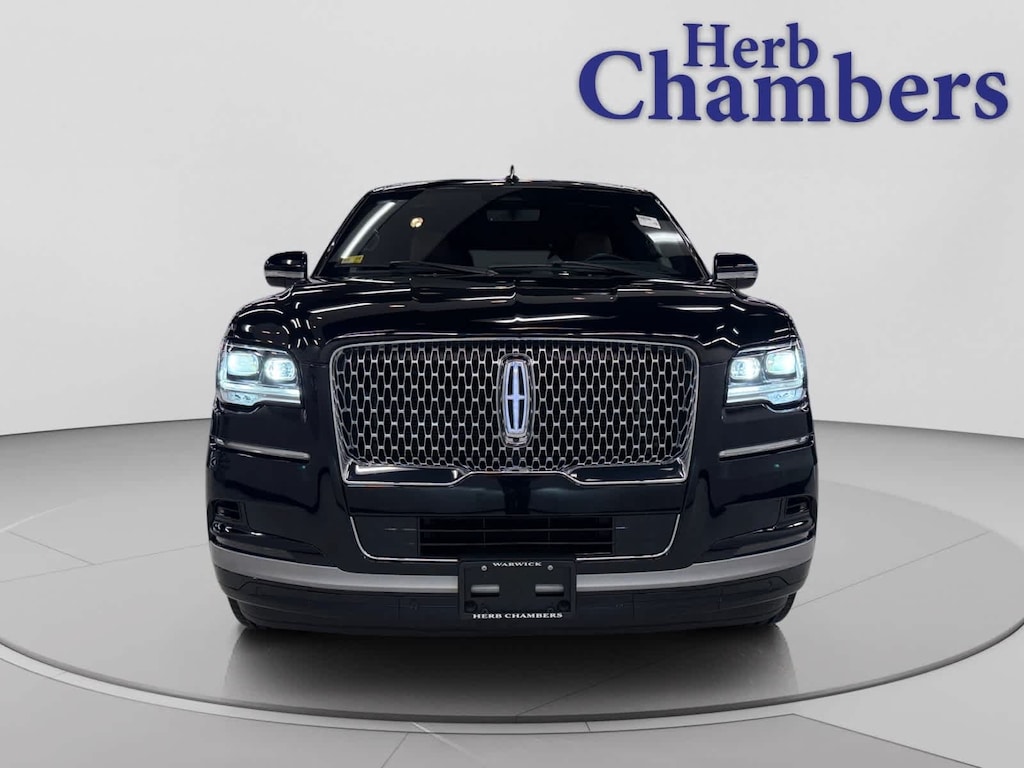 Used 2023 Lincoln Navigator L Reserve 4x4 w/ 201A Equipment Group Utility