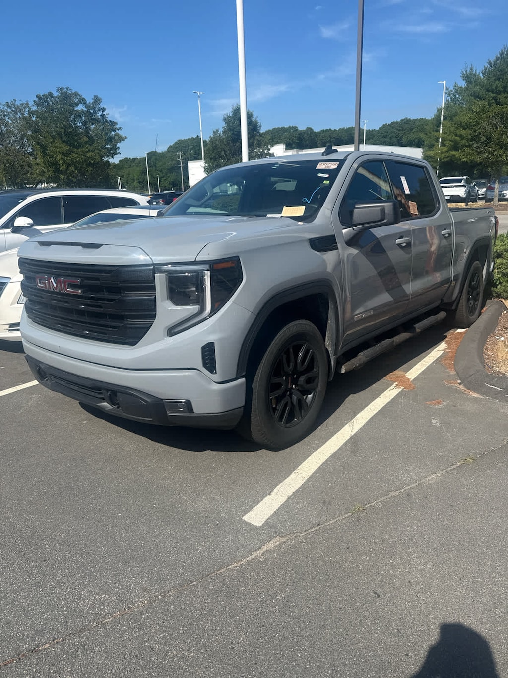 Used 2024 GMC Sierra 1500 Elevation Crew Cab 4WD w/ 20" Wheels Crew Cab