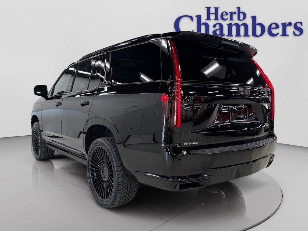 Used 2022 CADILLAC Escalade Sport 4WD w/ Onyx & Touring Packages SUV