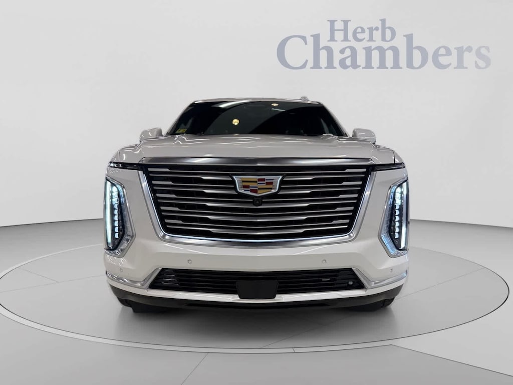 Used 2025 CADILLAC Escalade Platinum 4WD w/ 24" 10-Spoke Polished Wheels SUV